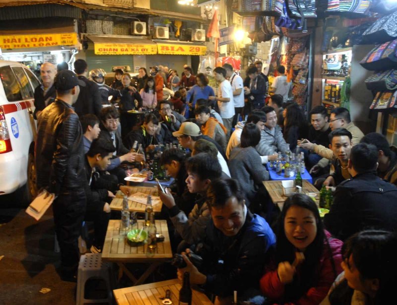 2016-02-11 THA-VIE Hanoi 037